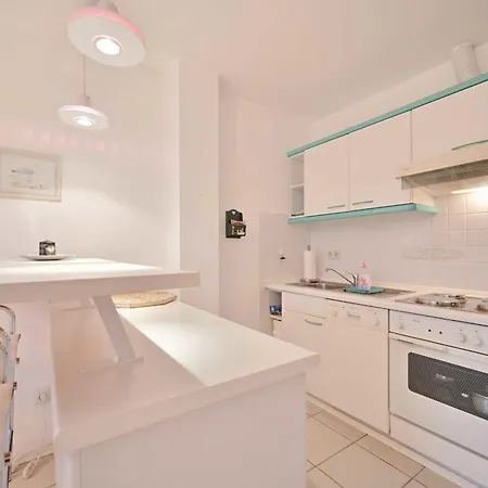 Lahrtz Apartment *